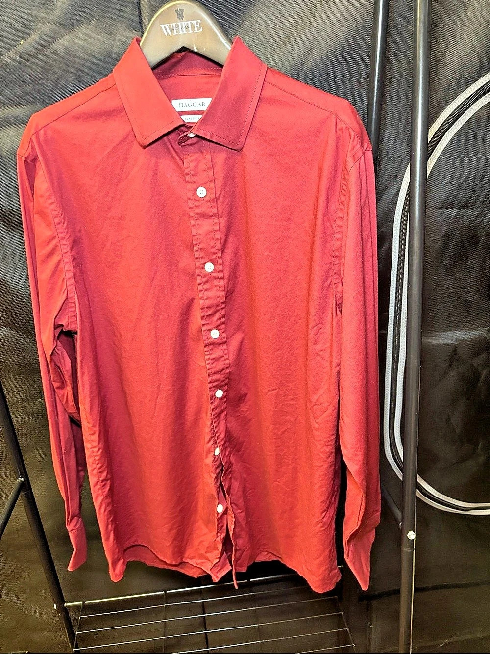 Haggar Classic Fit Men's Red Shirt Size 15.5 32/33